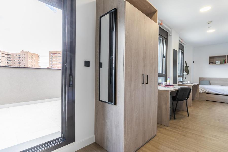 Micampus Madrid Sinesio Delgado Student Residence Exterior photo